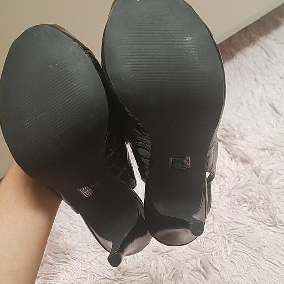 Pumps - Picture 4 of 4